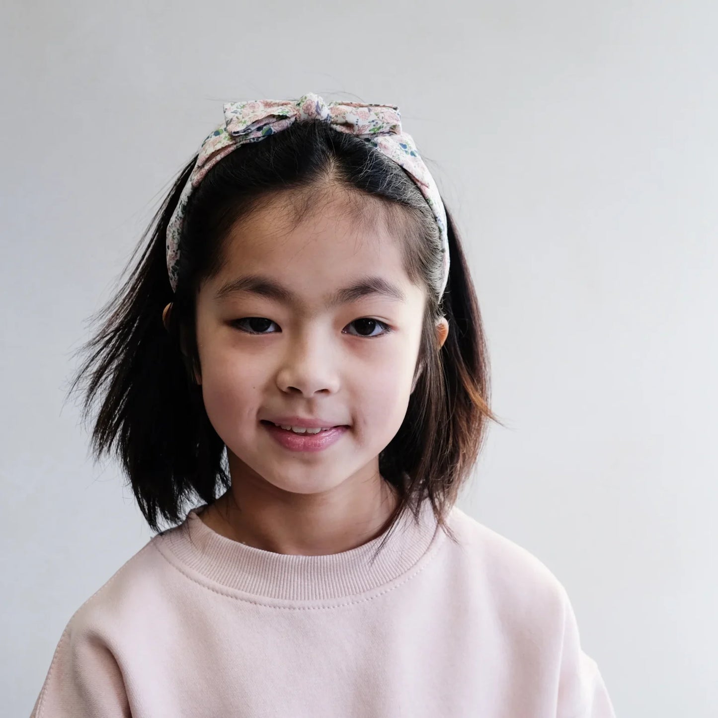 קשת ראש פרחונית אדי