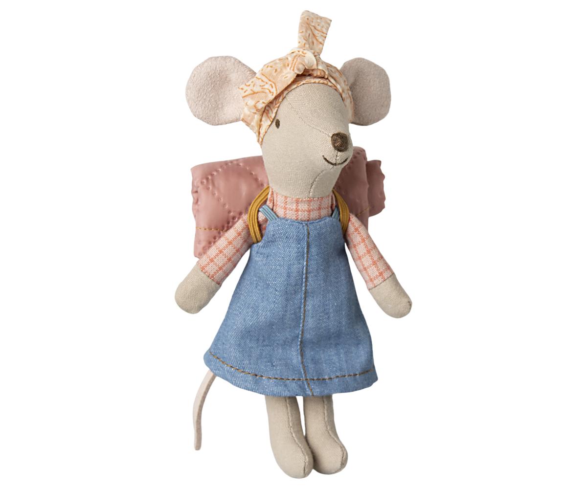 Hiker mouse, Big sister