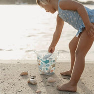 דלי | חלומות האוקיינוס כחול