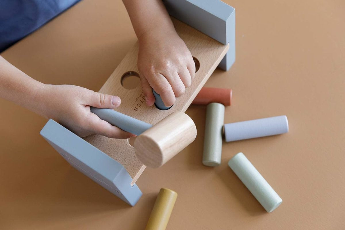 Pounding Bench - Forest Friends