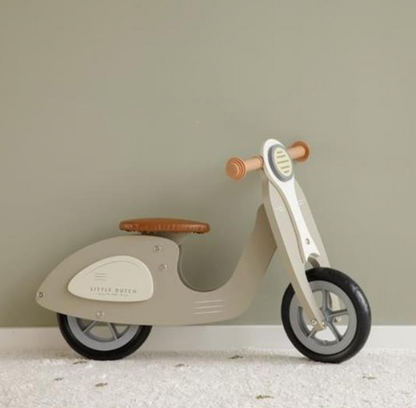 Little Dutch Olive Scooter