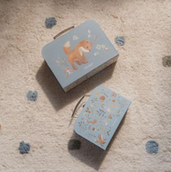 חברים מהיער במזוודות