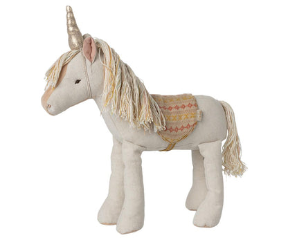 Unicorn, Medium