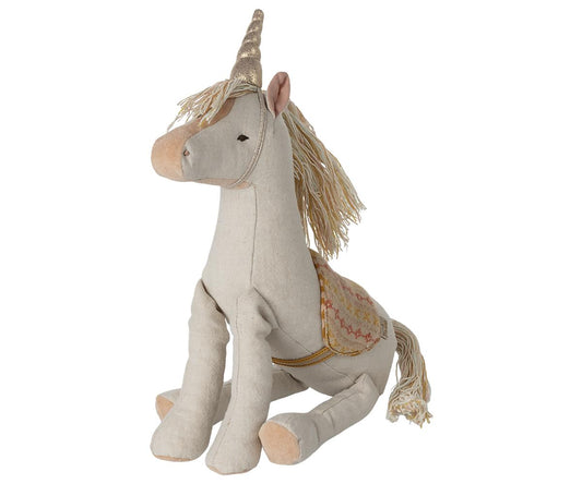 Unicorn, Medium
