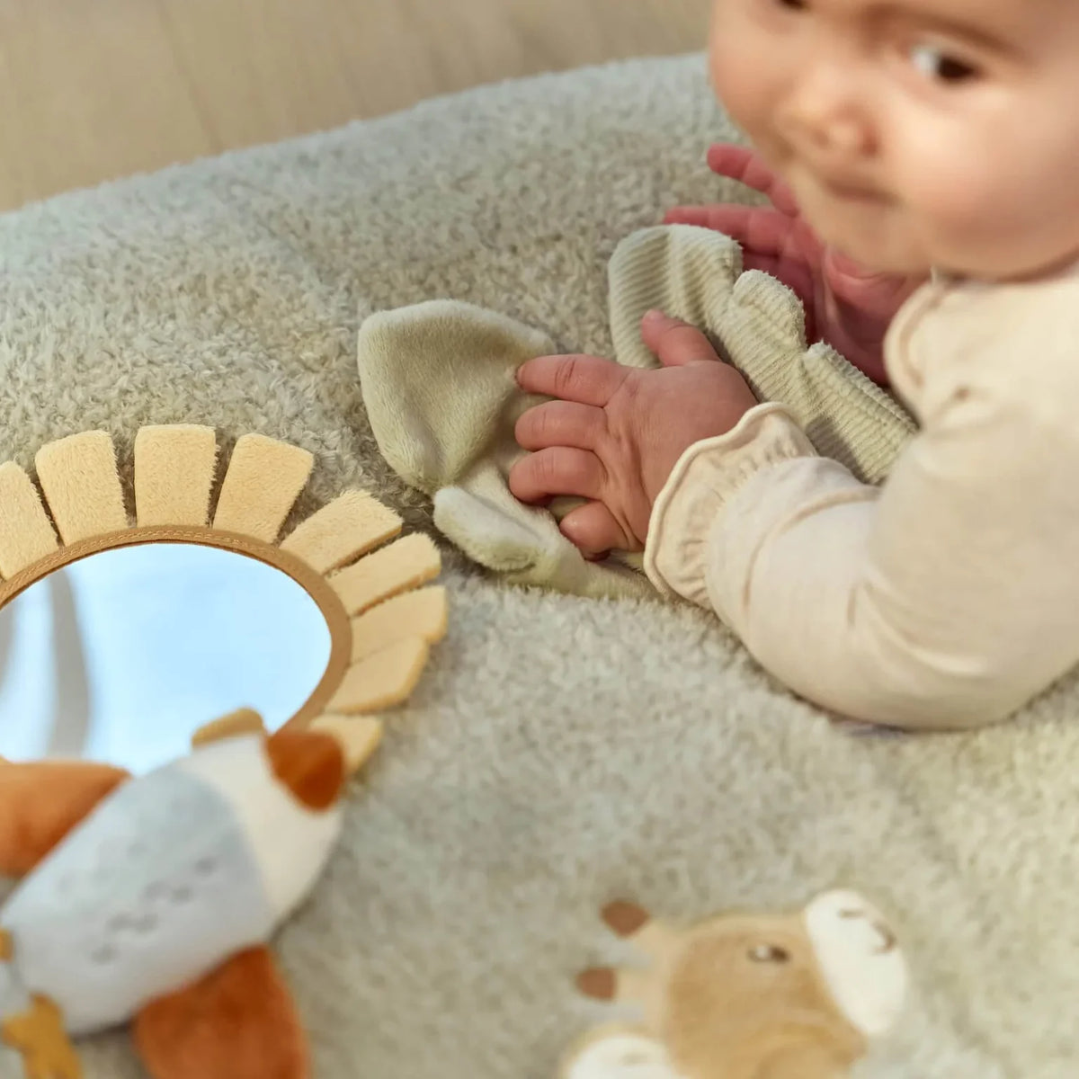 משטח פעילות לתינוק – Safari Friends Little Dutch