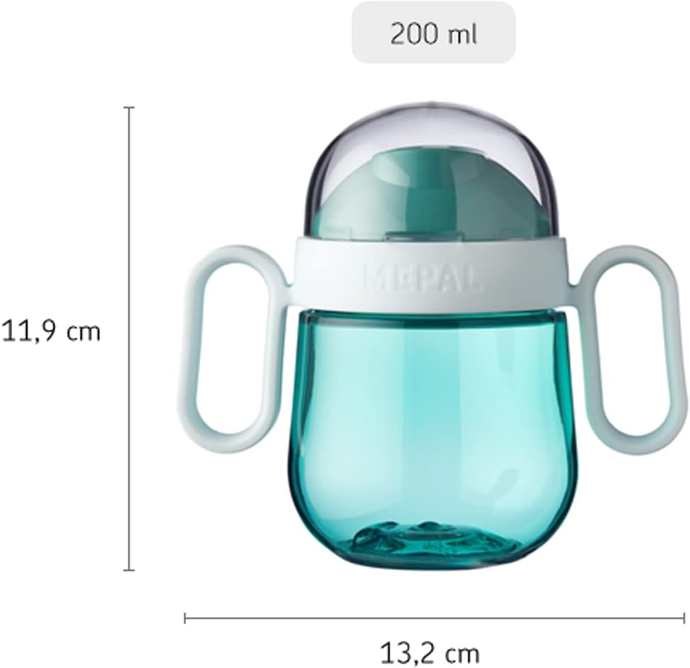 A spill-proof sippy cup – flowers and butterflies