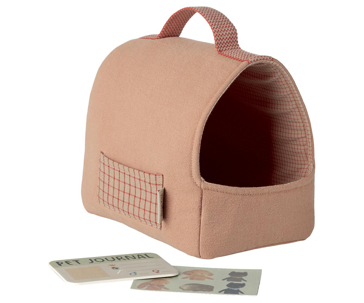 נשא חיות מחמד – קורל