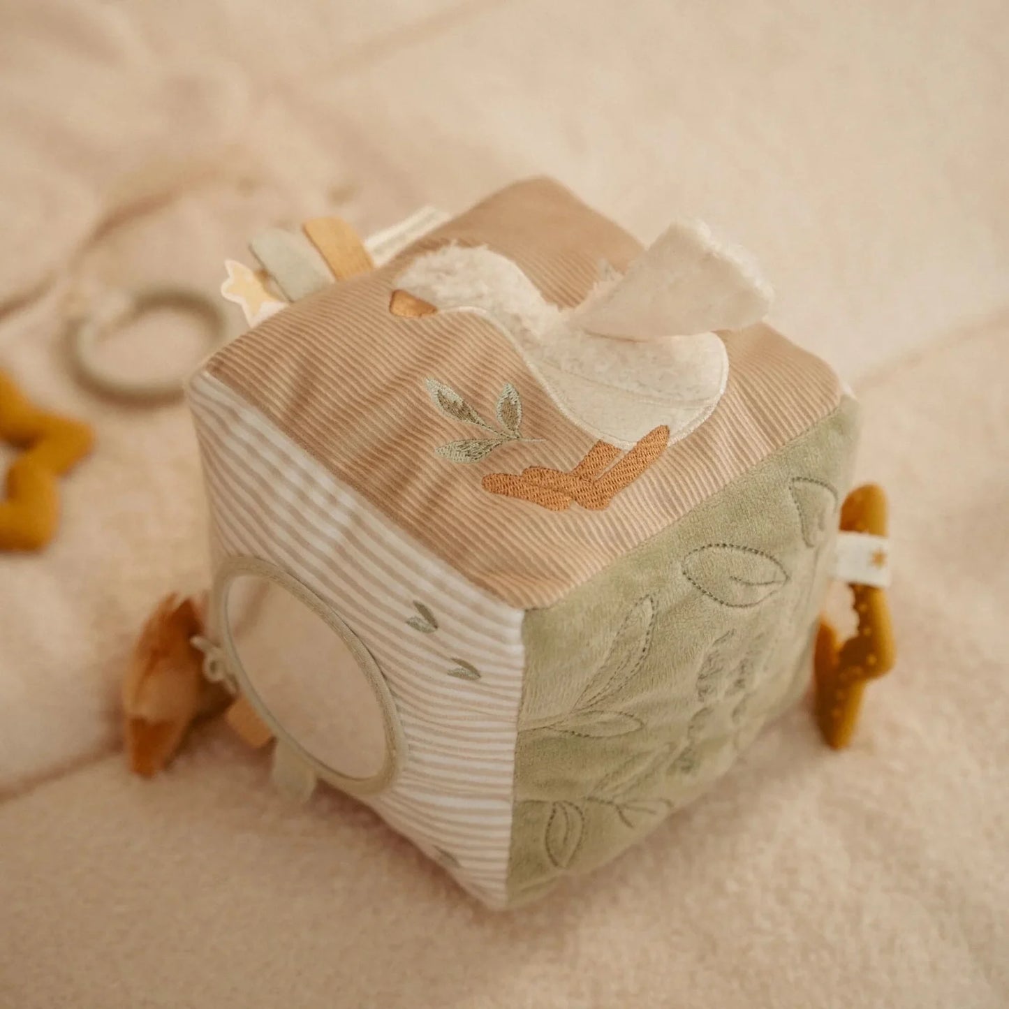 Soft Activity Cube | Newborn Naturals