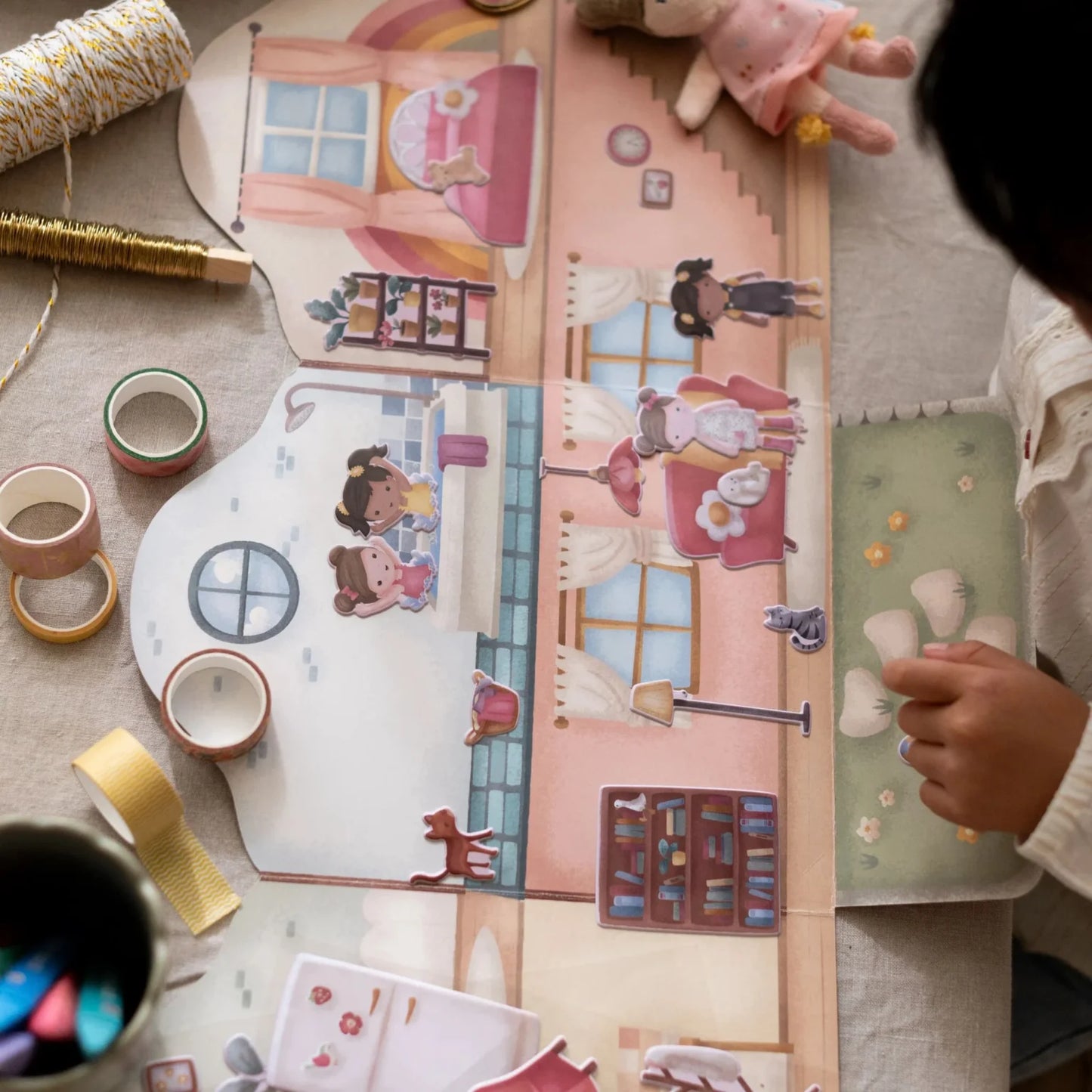 Reusable Stickers Set - Rosa's House