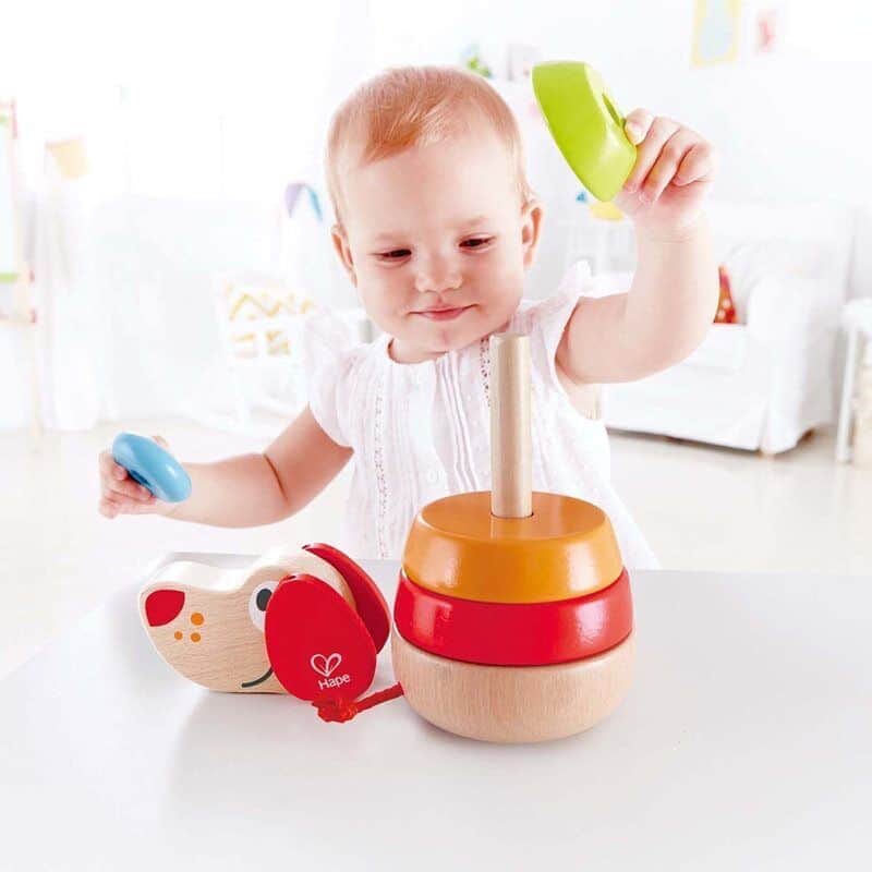 השחלת טבעות כלב נובח - Hape