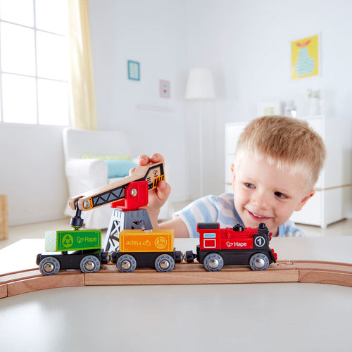 סט מסילות רכבת מטען + קטר חשמלי מעץ מלא 19 חלקים Hape