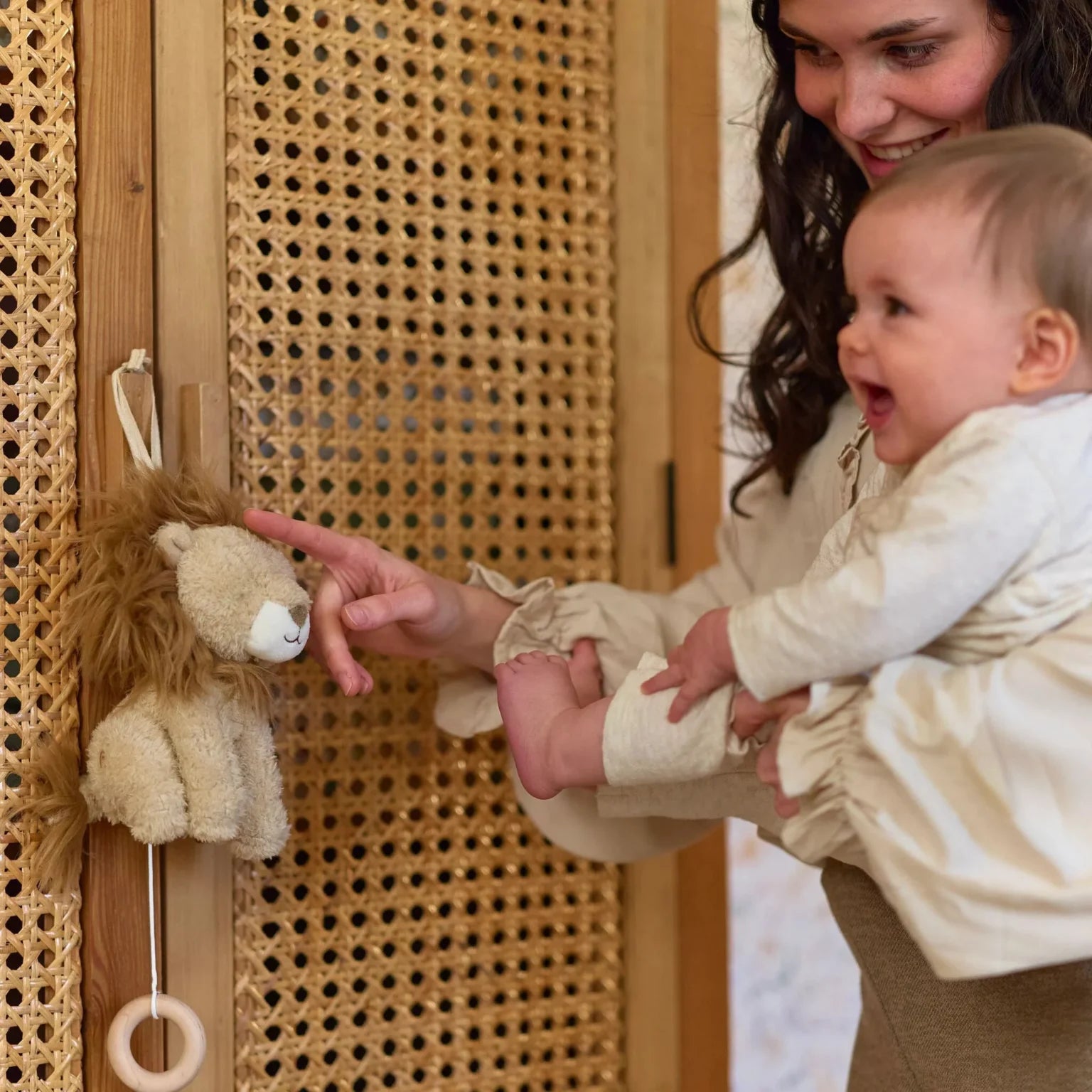 Music Box lion