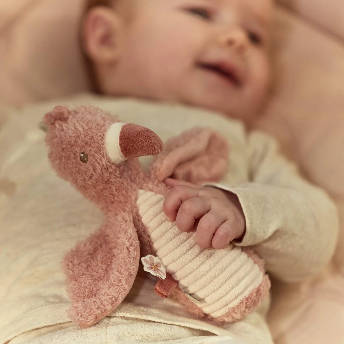 Squeeze Rattle Flamingo