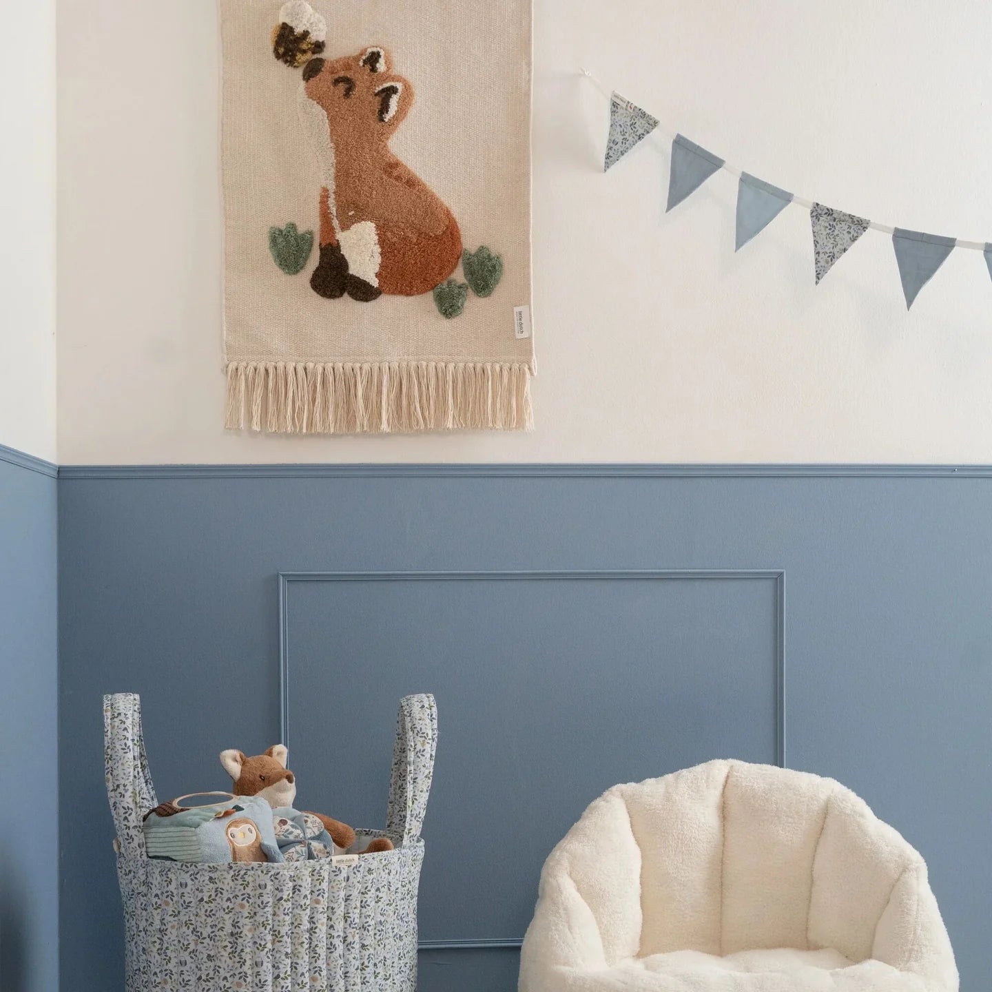 Garland Muslin | Blue