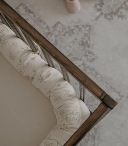 Crib bedding set (with bumper)