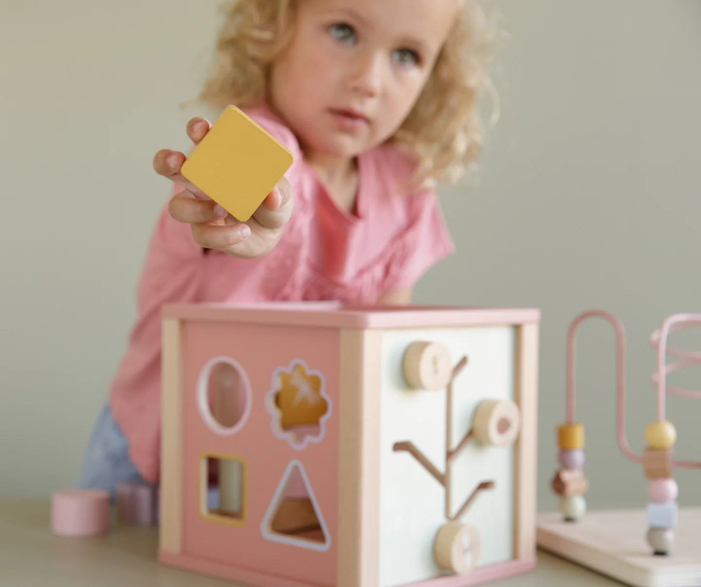 Wooden Activity Cube | Wild Flowers