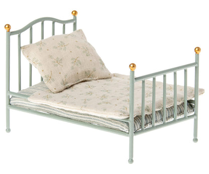 Vintage bed, Mouse – Mint