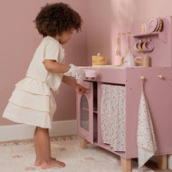 Wooden Kitchen | Pink