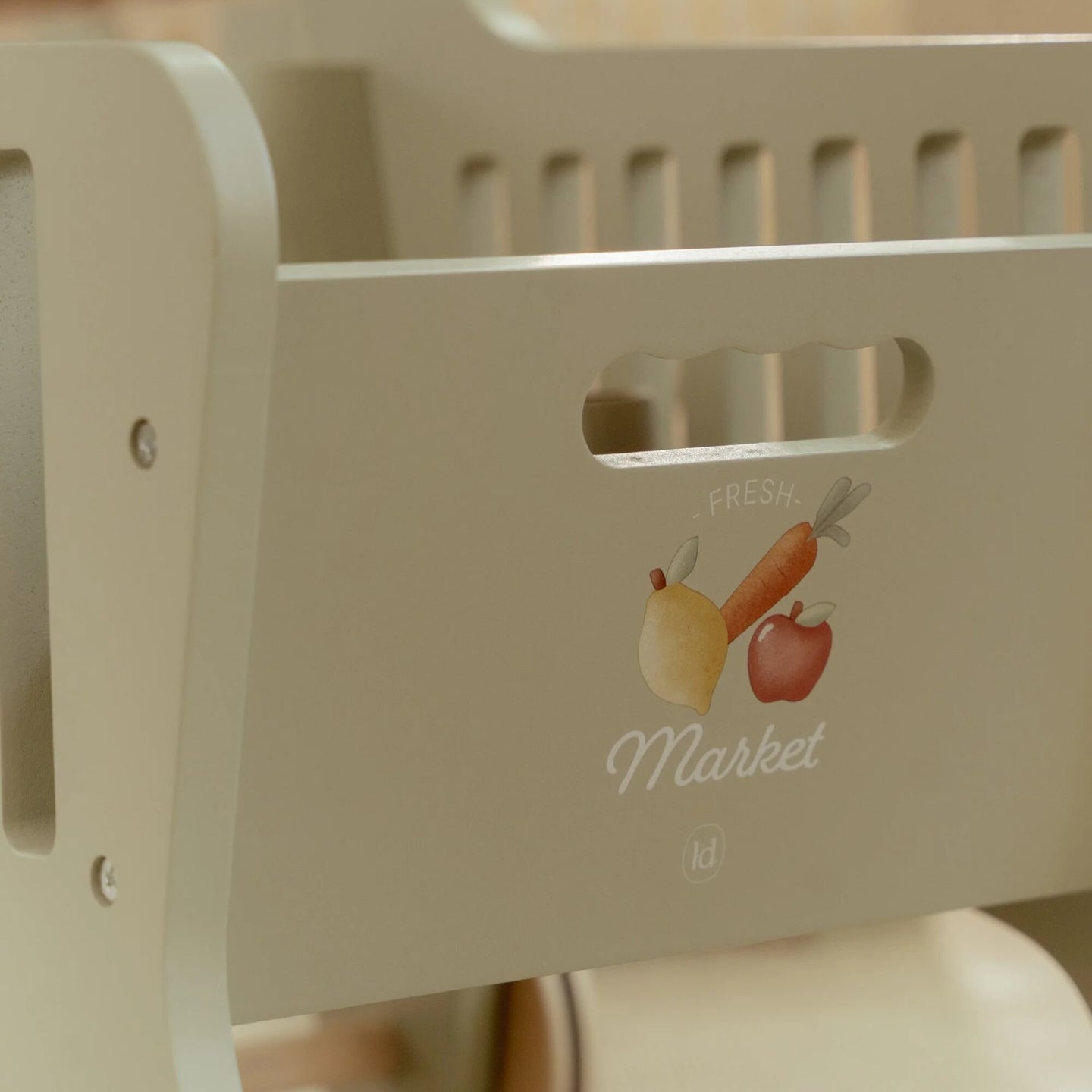 עגלה מעץ לקניות – ירוק – חיוני