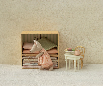 Vintage side table, Mouse – Off white