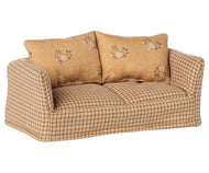 Couch, Mouse – Marble