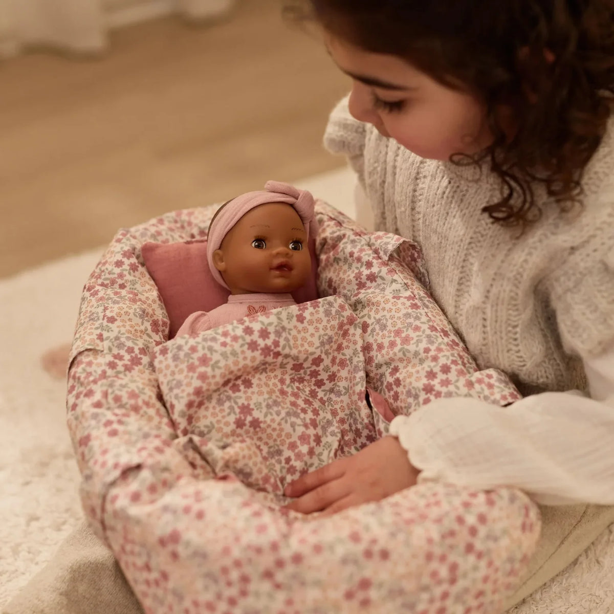 בובת תינוק Yara – Little Dutch
